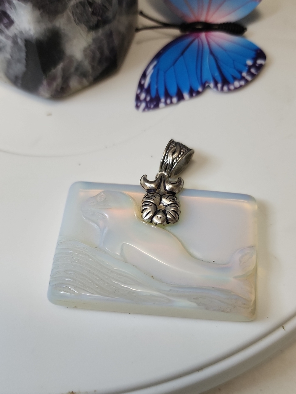 Opalescent Seal Pendant Necklace with Silver Tone Bail